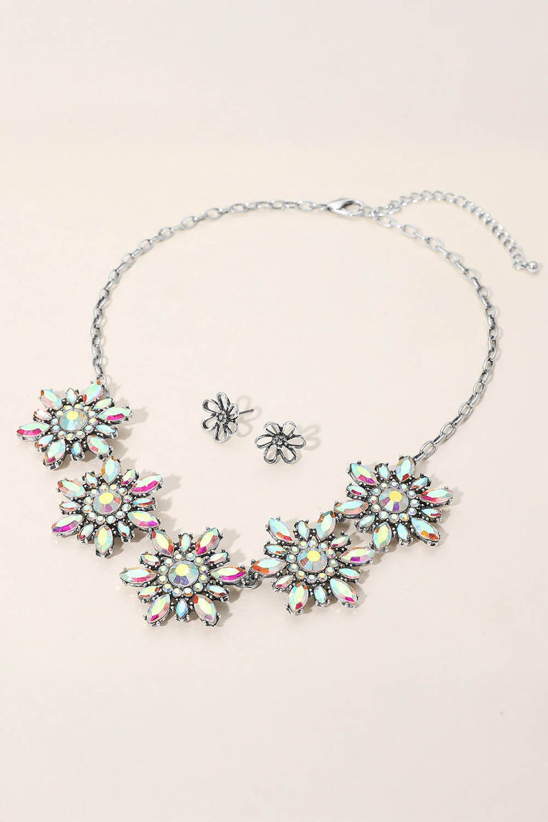 Dazzle Flower Necklace Set