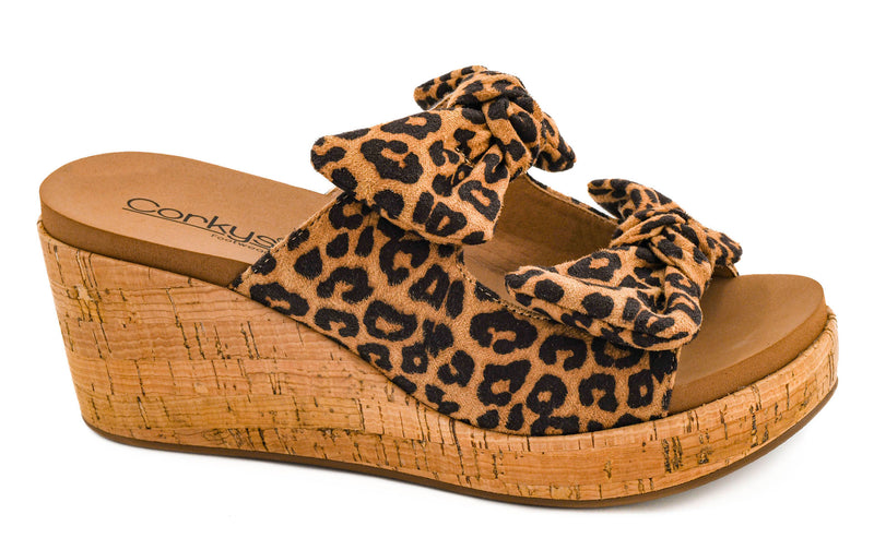 Bowed Up Leopard - Corkys