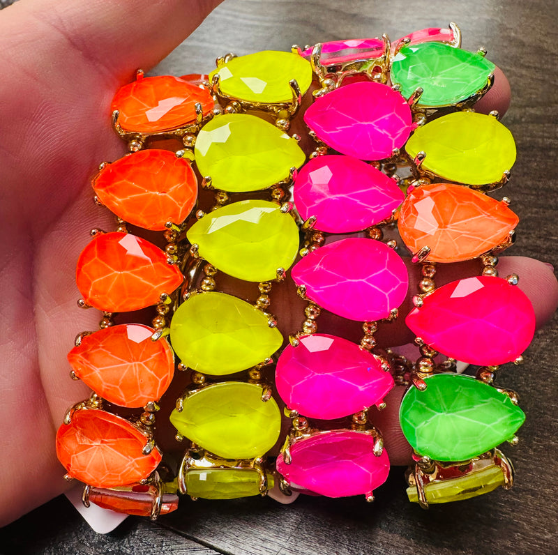 Neon Pear Stretch Bracelet -Posh