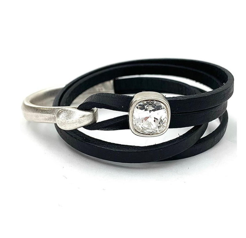 COCO LEATHER WRAP BRACELET