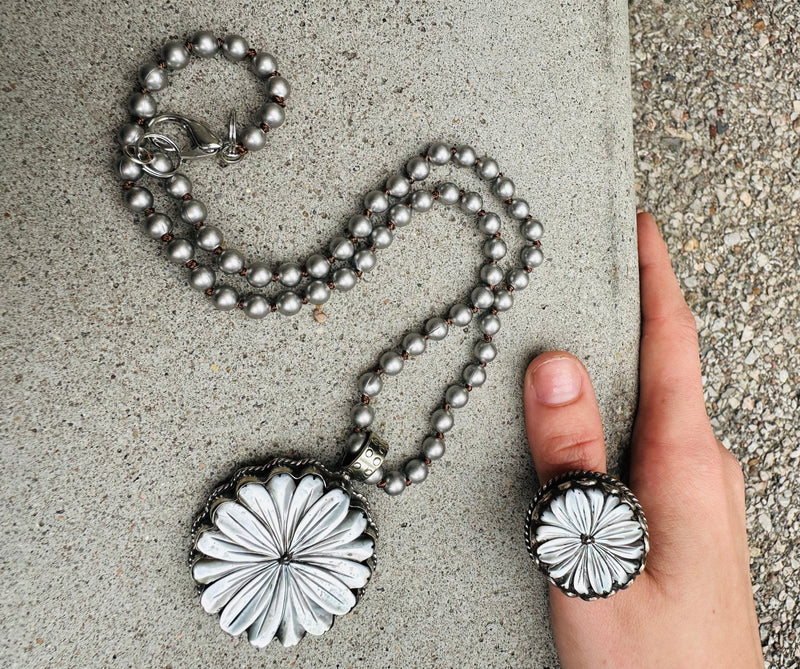 Mother Of Pearl Flower Ring Adjustable