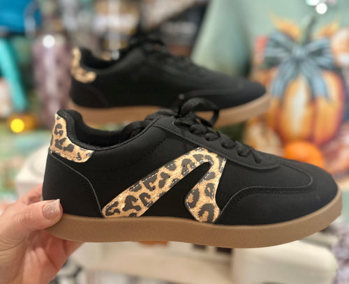 Retro Leopard Sneakers - Very G