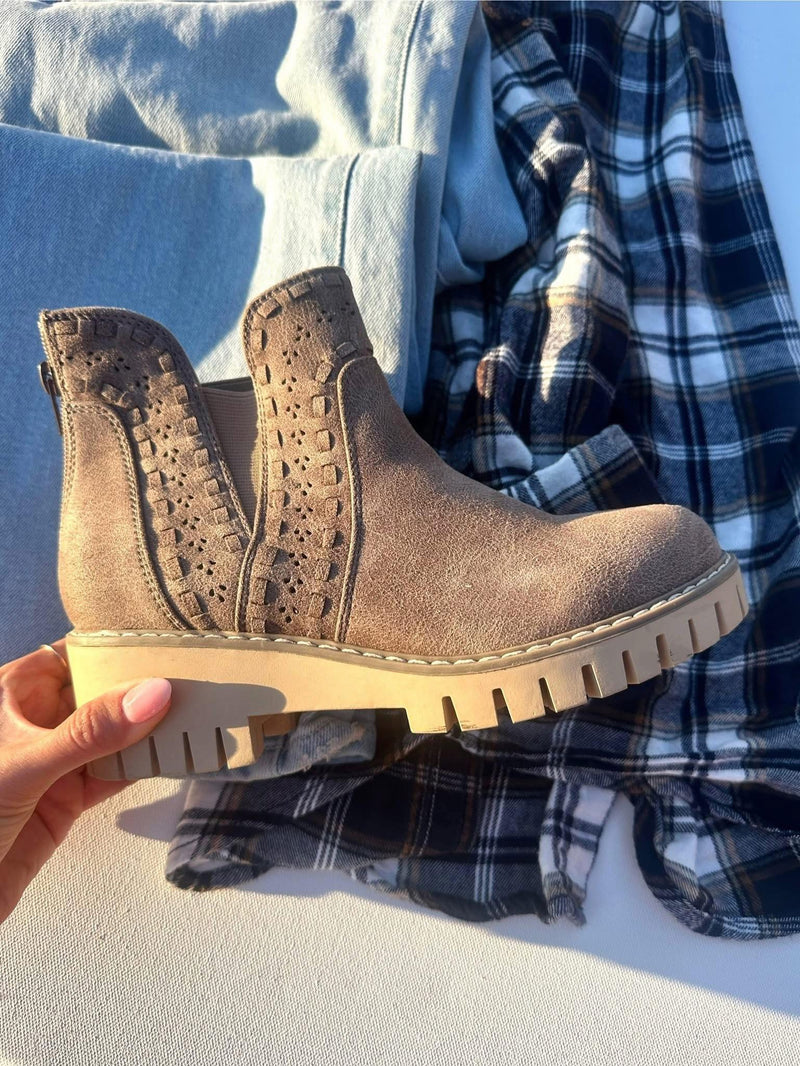 Aryana Booties - Very G