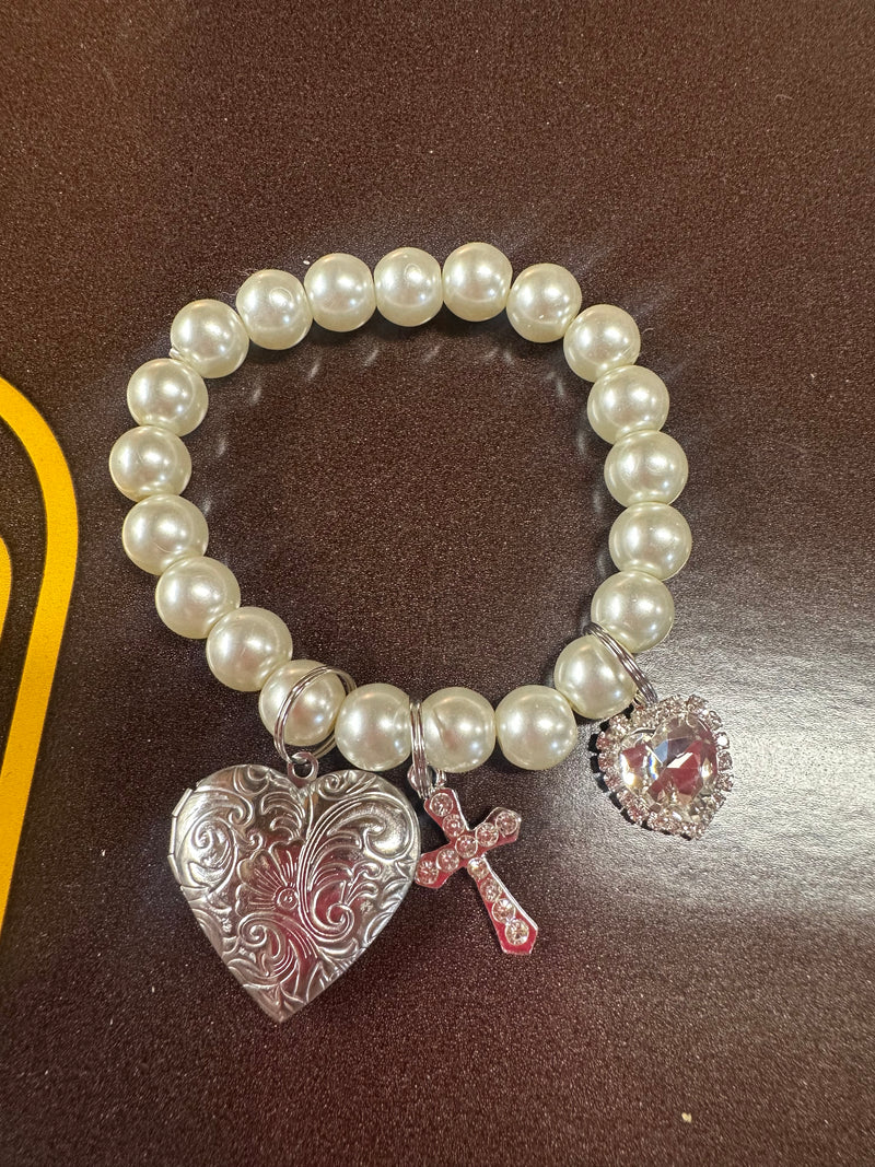 Pearl Charm
