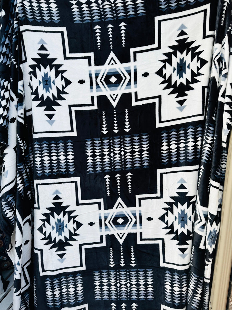 Black & White Aztec Queen Blanket Rockin The Lace Boutique