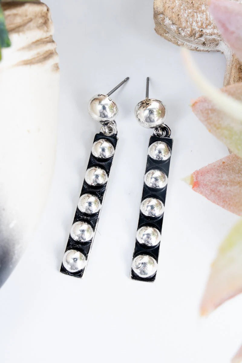 Prairie Peak Studded Earrings - Silver